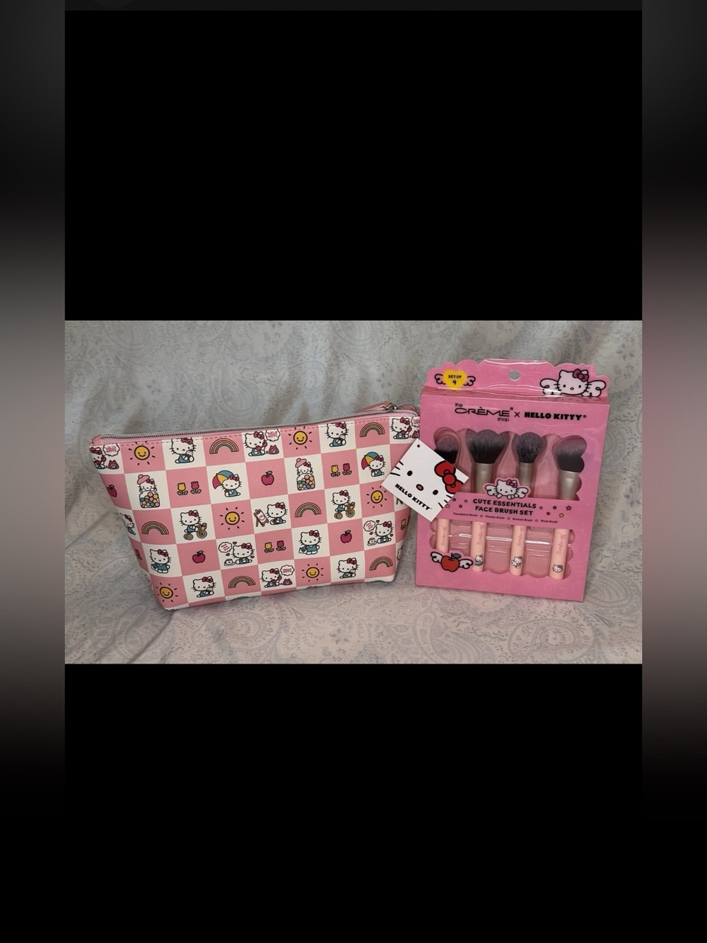 Hello Kitty Pink Checkerboard Cosmetic Bag & 4 piece brush set